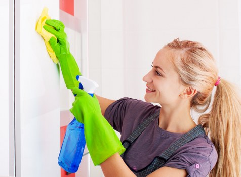 Professional sofa cleaning in Temple for a fresh living room